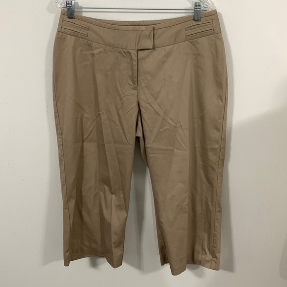 Worthington Curv Fit Tan Capris pants Size 13 very good condition - Picture 1 of 5